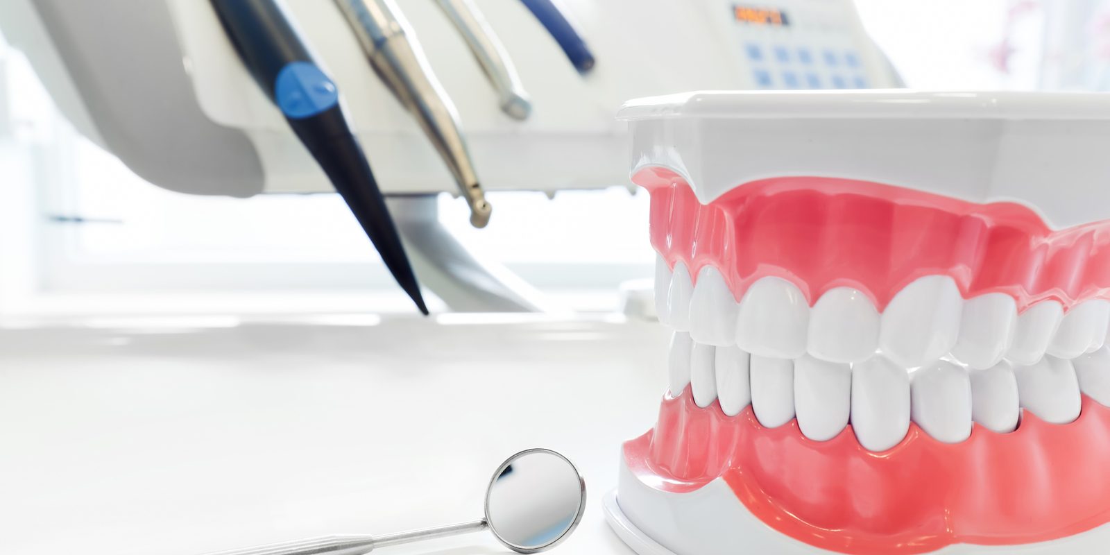 reasons dental implants are better than dentures